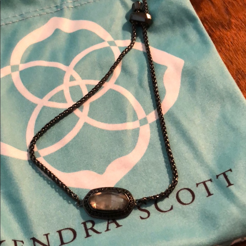 Kendra Scott eve rhodium bracelet in dark gray